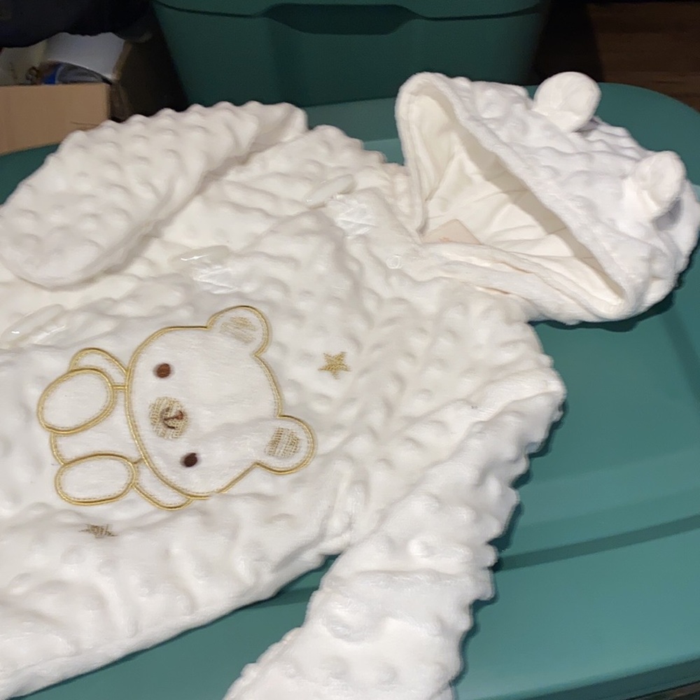 Little Bear Baby One Piece Snuggler Snow Suit Bunting Bag! Soft velour! Size3-6m